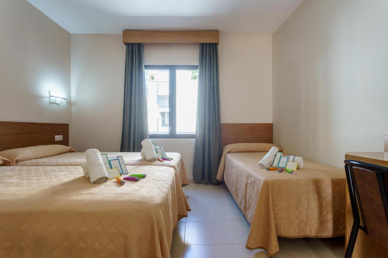 Hostal Costabella Powered By Faro Homes Fuengirola Eksteriør bilde